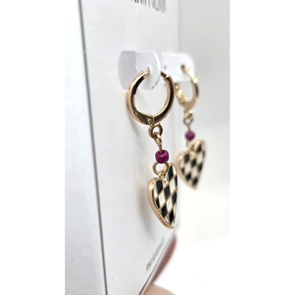 Addison and Olivia Checkered Black White Heart Huggie Earrings Gold Tone NEW